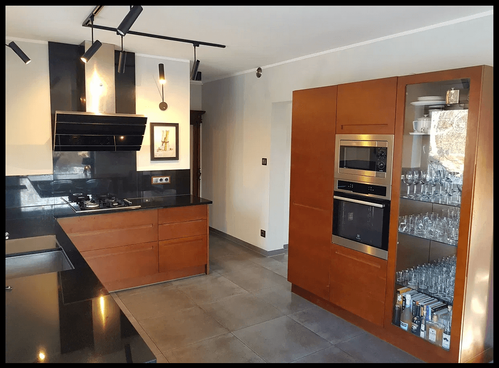 luxury house for rent in Wroclaw Oltaszynska Street luxury house for rent in Wroclaw Oltaszynska Street